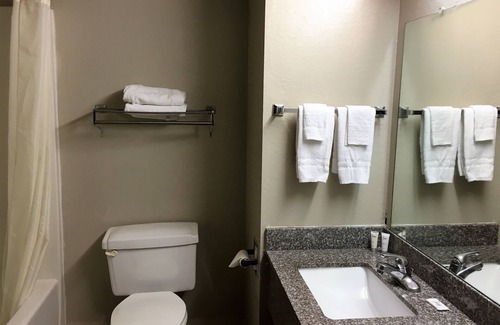 Gwinnett Place Hotel | Haven Inn & Suites