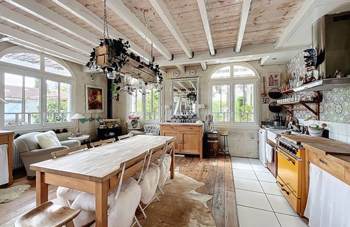 Cauderan House | Haven of peace in Bordeaux - Ideal for families or couples - swimming pool, calm & comfort!