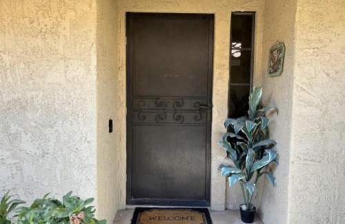 Palm Desert House | Haven on the 11th Green Woodhaven CC Palm Desert