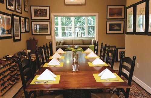 Rock Hall Hotel | Haven Point Inn