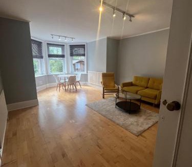Frognal and Fitzjohns Apartment | HavenlyApartment