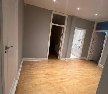 Frognal and Fitzjohns Apartment | HavenlyApartment