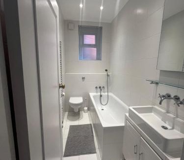 Frognal and Fitzjohns Apartment | HavenlyApartment