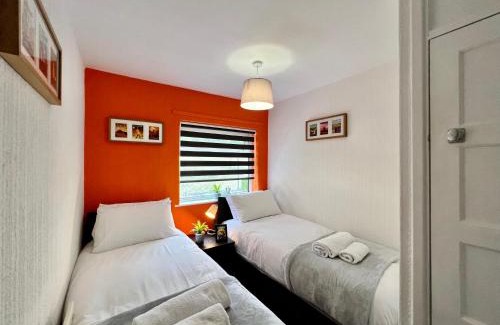 Clifton House | Havenwood House - Great for Contractors or Family Holidays