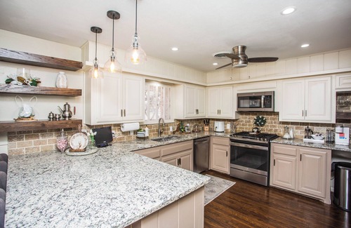 Lubbock House | Haversham Hideaway Charming newly renovated home!