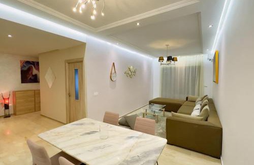Bouskoura Apartment | Havre de Confort Proche de Tout à 5 min de la Gare
