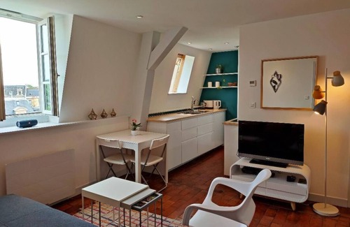 Saint Nicolas - Charles III - Ville vieille - Trois Maisons - Leopold Apartment | Havre de Paix au Coeur de Nancy