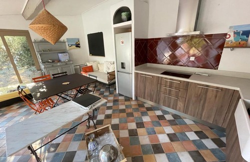 Neoules House | Havre de paix en Provence