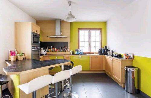 Corbeil-Essonnes House | Havre De Paix to feel good