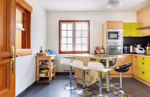 Corbeil-Essonnes House | Havre De Paix to feel good