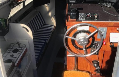 Le Port Boat Rental | Havre de Paix