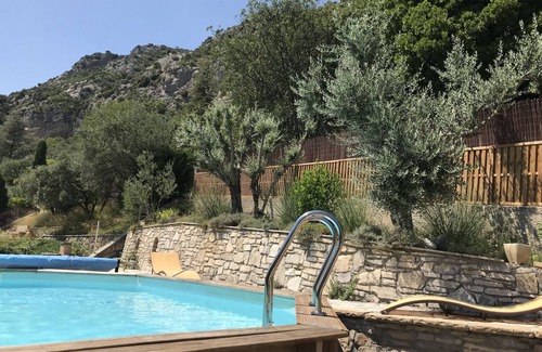Volx Apartment | Havre de Paix sur la Colline en Luberon
