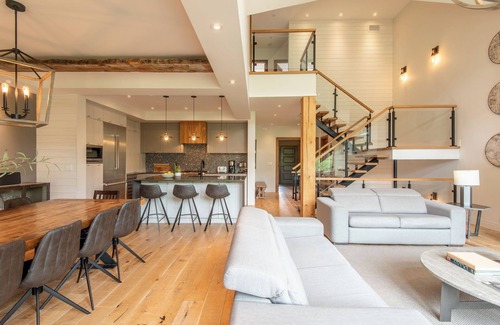Mont-Tremblant House | Havre Ride-Out 113 | Luxurious & Modern | Direct Ski-in Ski-out/Tremblant Living