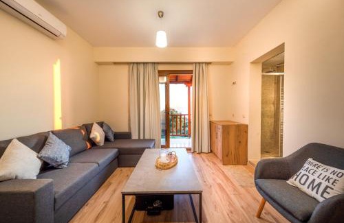 Parelioi House | Hawaii Accommodation Pelekas