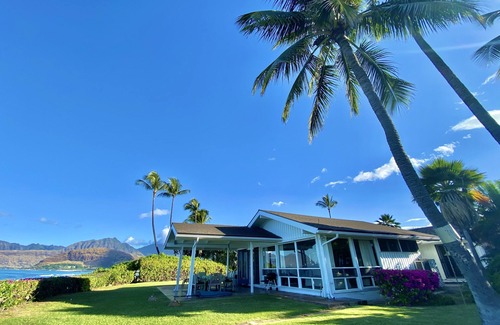 Maili House | Hawaii Beach Retreat- Sand, Surf, Pineapples and Paradise