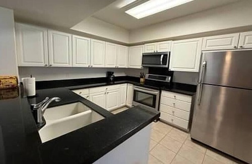 Ko Olina Condo | Hawaii Condo Close to Beach, Golf, Pool and Restaurants