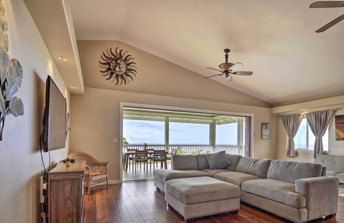 Kailua-Kona House | Hawaii Home w/ Lanai + 180 Degree Ocean Views