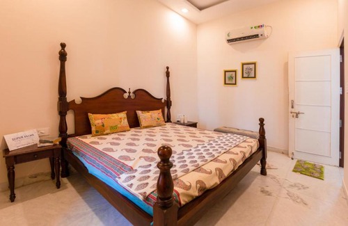 Sanganer House | Hawaii- Luxury 4 Bedroom Villa with Pool