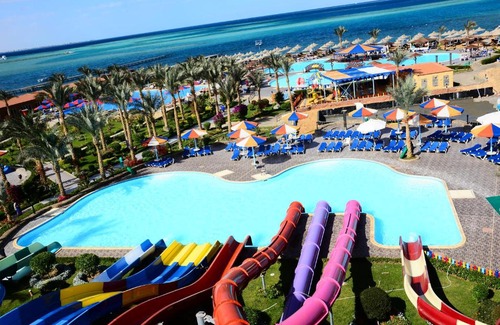 Al Ahyaa Resort | Hawaii Riviera Aqua Park Resort - Families and Couples Only