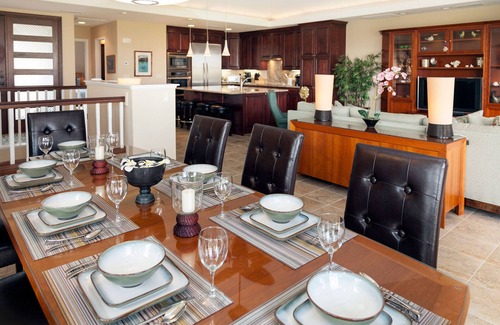 Kamuela House | Hawaiiana Asian Fusion