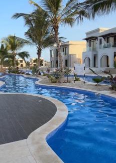Salalah House | Hawana Salalah Villa Lake View