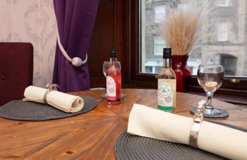 Hawick Apartment | Hawick Haven