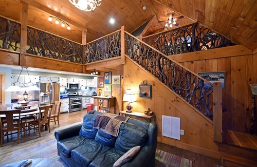 Morganton Cabin | Hawk Haven Spacious cabin w/hot tub, wifi, dry sauna, firepit, & two fireplaces Pet friendly