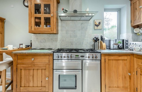 Baslow House | Hawkfield - Three Bedroom House, Sleeps 6