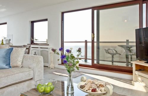 Downderry House | Hawks Ridge