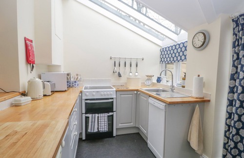 Newland Near Ulverston Cottage | HAWTHORN COTTAGE, pet friendly, with open fire in Ulverston