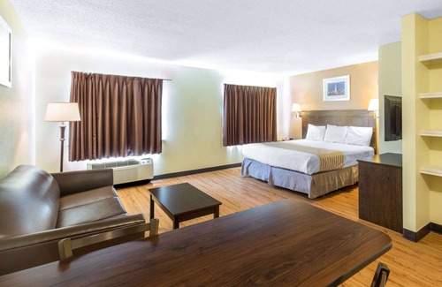 Lewisville Hotel | Hawthorn Extended Stay by Wyndham Lewisville