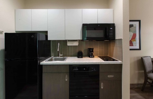 Odessa Hotel | Hawthorn Extended Stay by Wyndham Odessa