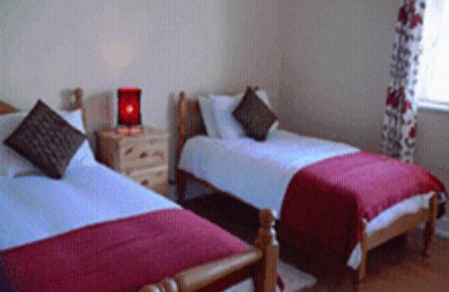 Kenmare House | Hawthorn House Guesthouse