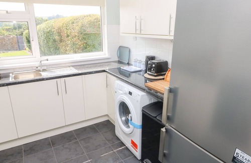 Pembroke House | HAWTHORN HOUSE, pet friendly, luxury holiday cottage in Pembroke