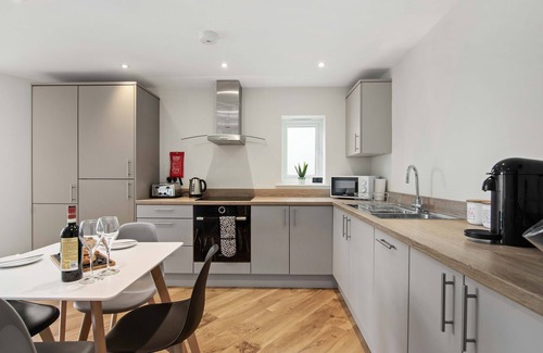 Botley Apartment | Hawthorn - Oxford with Parking and Garden