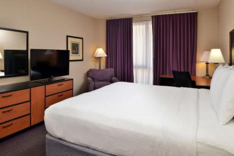 Winston - Salem Hotel | Hawthorne Inn & Conference Center