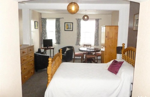 Glastonbury Hotel | Hawthorns Hotel