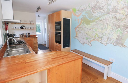 Scurlage Cottage | HAWTHORNS, pet friendly, with open fire in Scurlage