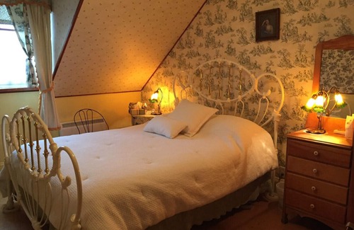 Cap-Blanc Bed & Breakfast | Hayden's Wexford House - Bed and Breakfast CITQ attestation numéro d'établissement 111311 - Standard room #1