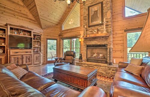 Hayesville House | Hayesville Cabin with Game Room and Mtn Views!
