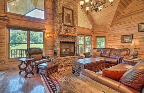 Hayesville House | Hayesville Cabin with Game Room and Mtn Views!