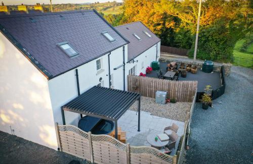 Loughinisland House | HAYLOFT, Hottub with views
