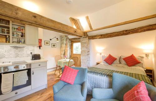 Saint Briavels House | Hayloft studio in historic barn