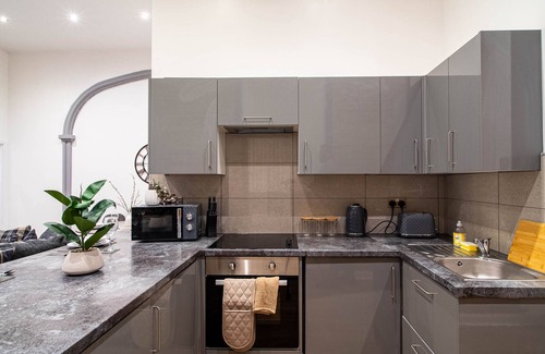 Barnsley Apartment | Hayy Apartments Stylish & Central Stays in Barnsle