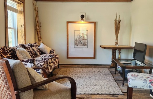 Linden Villa | Hazegrov in Virginia Horse and Wine Countryn