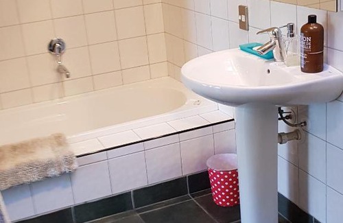 Coalgate House | Hazel Tree Homestay