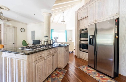 Mount Standfast House | Hazelwood, home away from home and close to the beach.