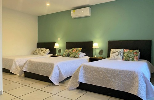 Roldanillo Bed & Breakfast | HB Familiar, campestre - Agua Caliente Wifi y Tv