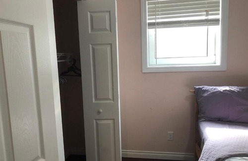 Waterloo Bed & Breakfast | HB Guest Home 5