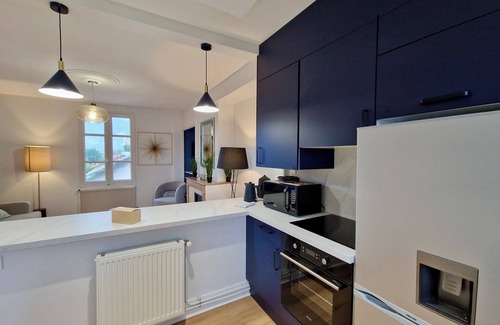 Quartier Chorier-Berriat Apartment | #HC | Le Blue Revol 💡| Renovated, fully equipped